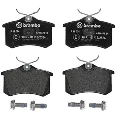Bromsbelägg BREMBO P 68 024, Bakaxel (Sats)
