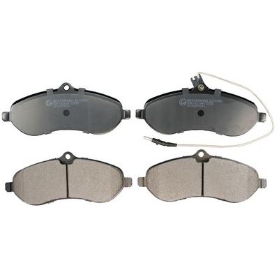 Bromsbelägg Denckermann B110950. Framaxel (sats)