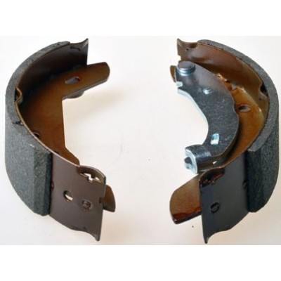 Bromsbackar Denckermann B120060. Bakaxel (sats)