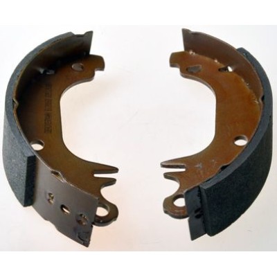 Bromsbackar Denckermann B120068. Bakaxel (sats)